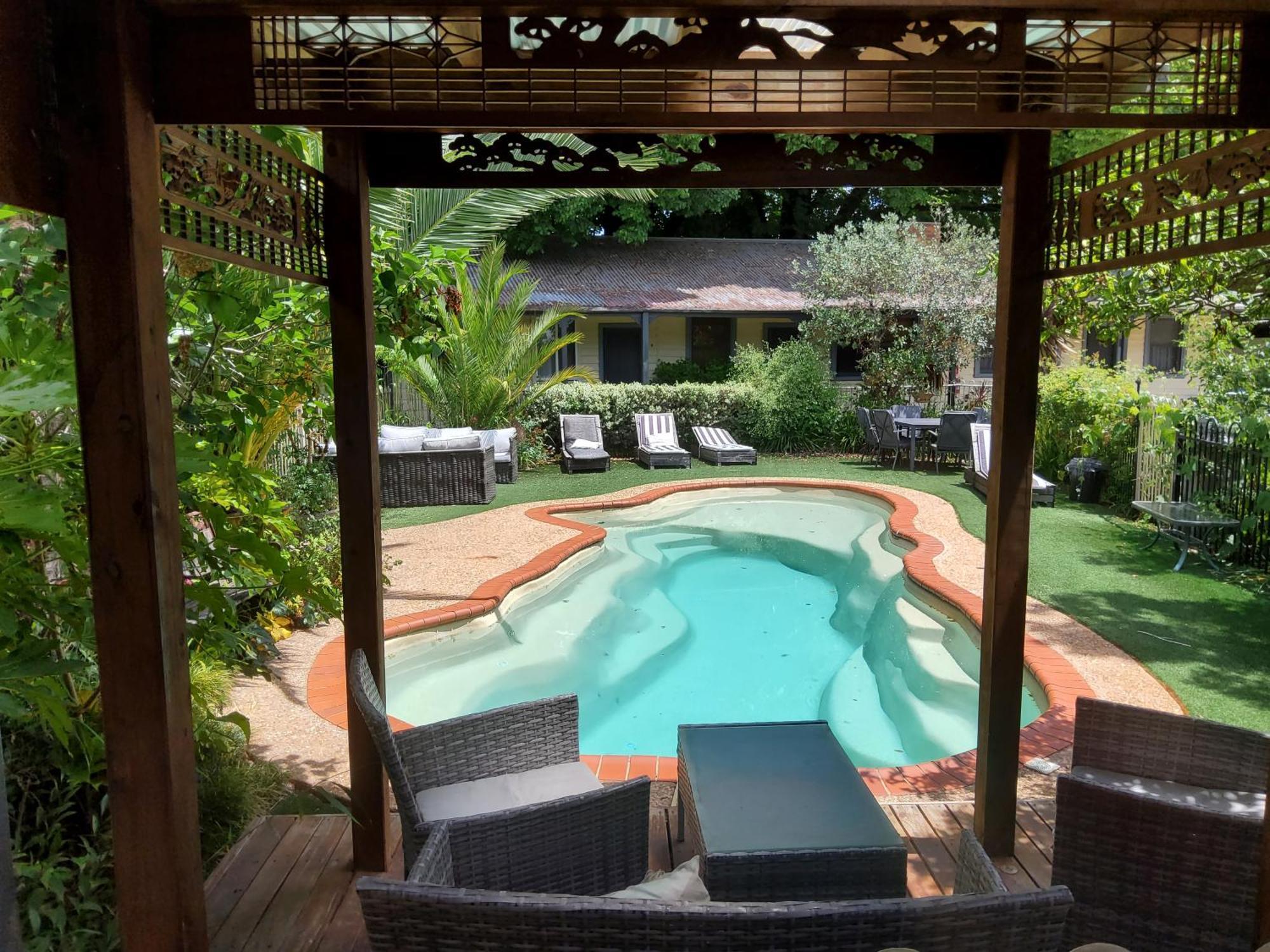 Coach House Inn ไบรท์ ภายนอก รูปภาพ