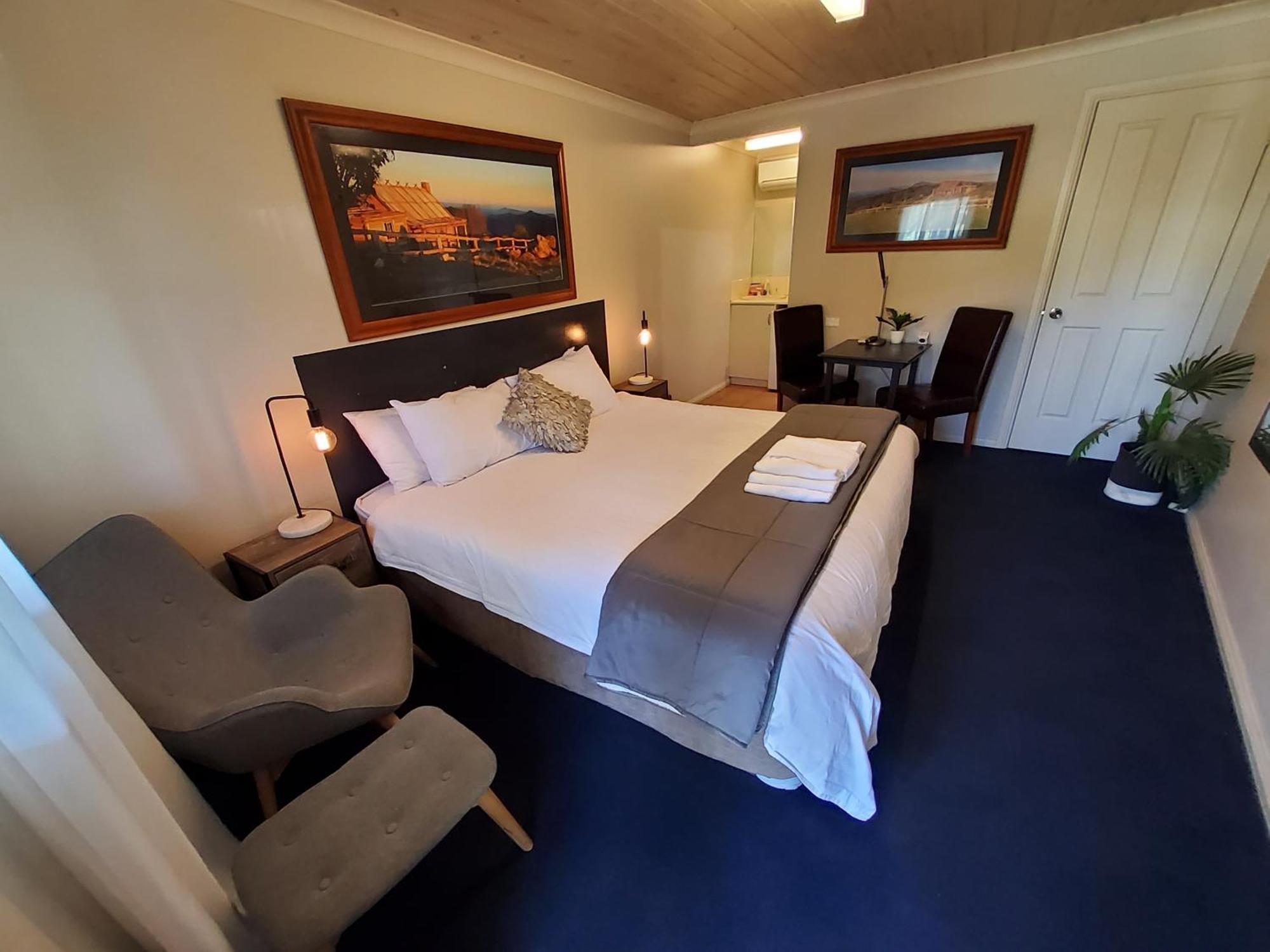 Coach House Inn ไบรท์ ภายนอก รูปภาพ